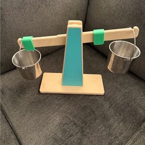 Lovevery Weighing Scale